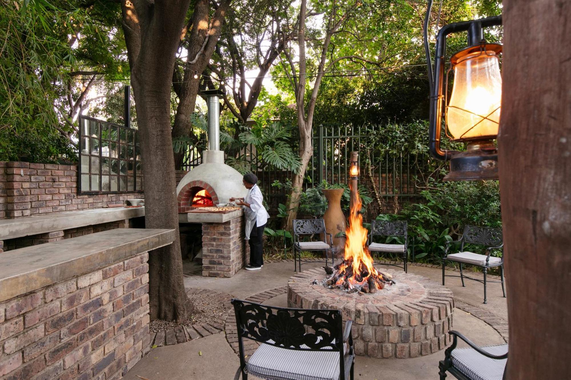 Murray Street 137 Guesthouse Pretoria-Noord Eksteriør bilde